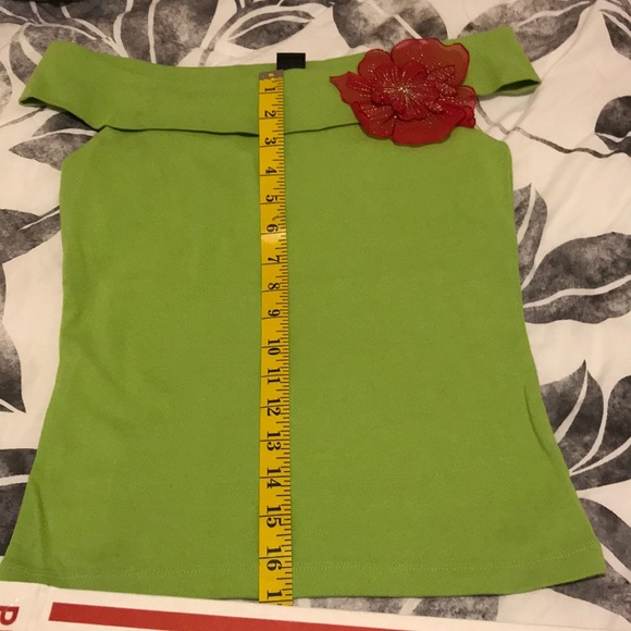 Stunning Limited 🌺 Top - Picture 10 of 16